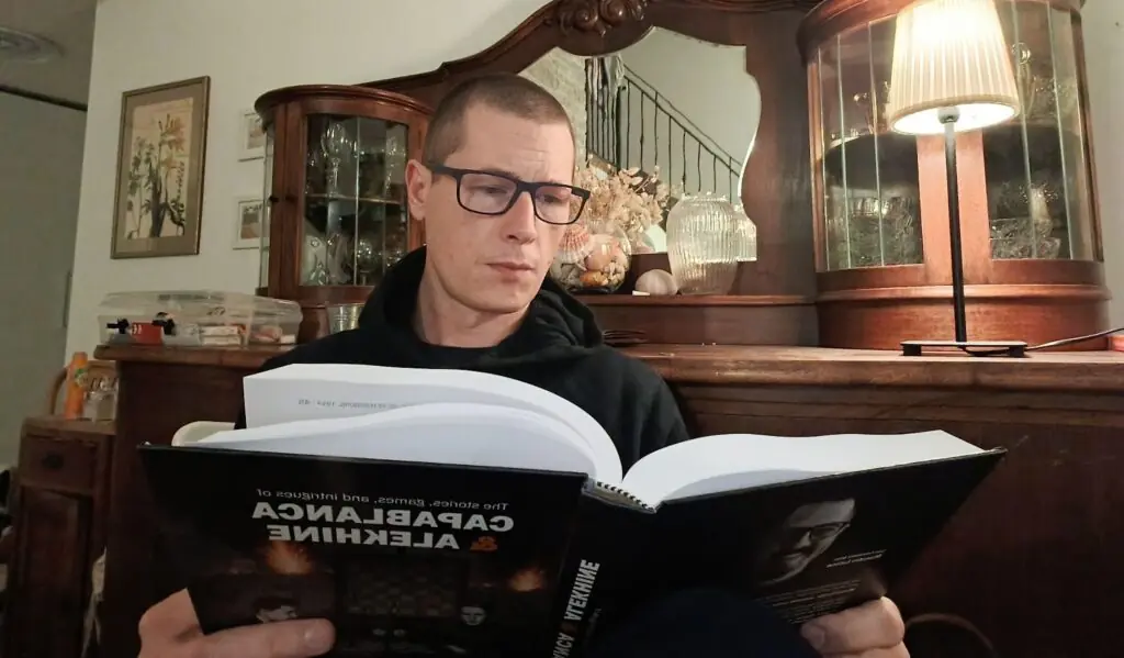 Capablanca & Alekhine: Lucija said that I wasn’t responding so she kept taking pictures of me reading. That’s how captivating it was. I’m a chess nerd, chess book review